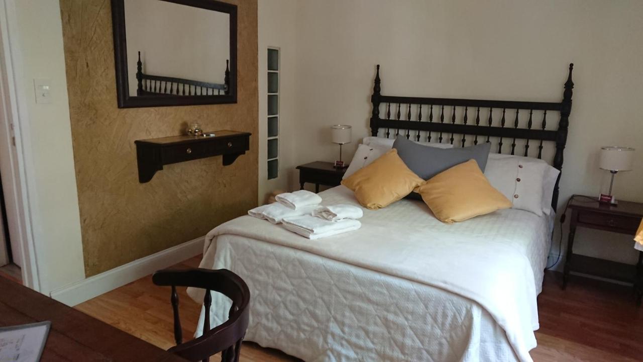 Excelente Departamento Con Balcon A La Calle Sobre Avenida ブエノスアイレス エクステリア 写真